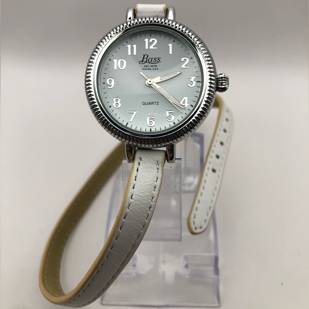 Bass Est. 1876 Women’s Watch Long Strap White Band Silver Bezel (New Battery)